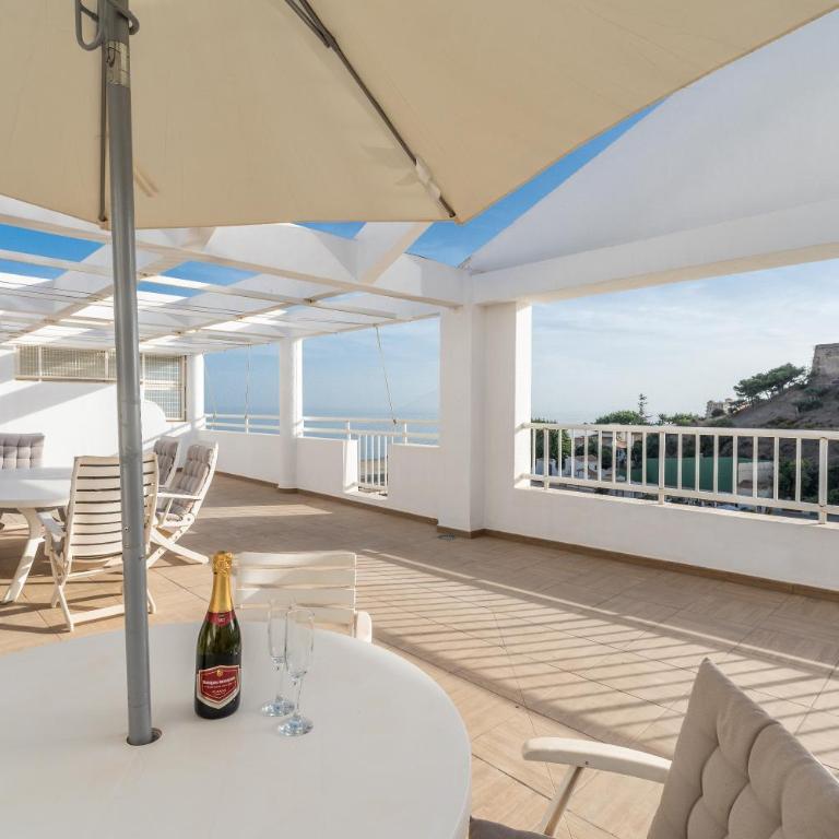 Penthouse Castillo - Apartamento Estudio con vistas al mar - 2