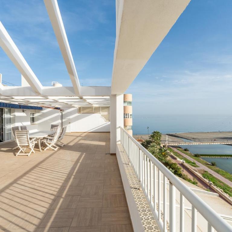 Penthouse Castillo - Apartamento Estudio con vistas al mar - 4