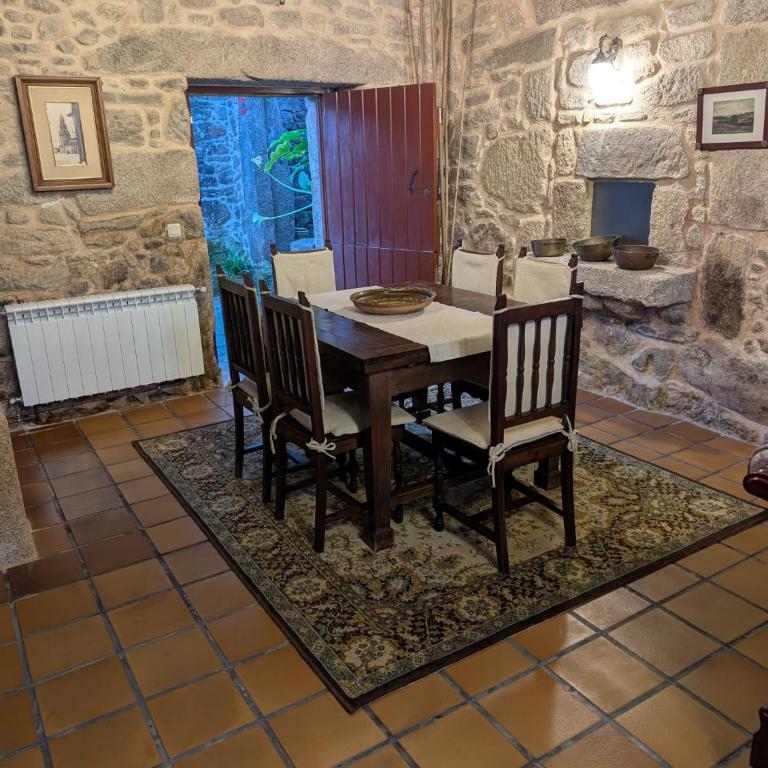 CASA DO SANTO - Three-Bedroom House - 26