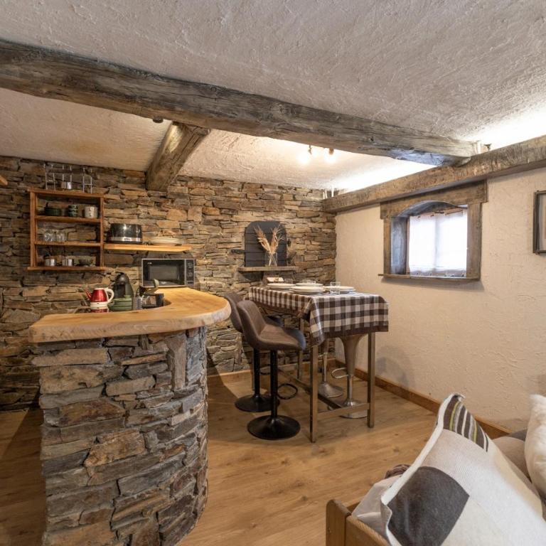 Petit Chalet Authentique avec Spa - Chalet con 1 Camera da Letto - 2