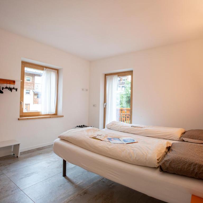 Chalet Sebastian - Two-Bedroom Chalet - 9