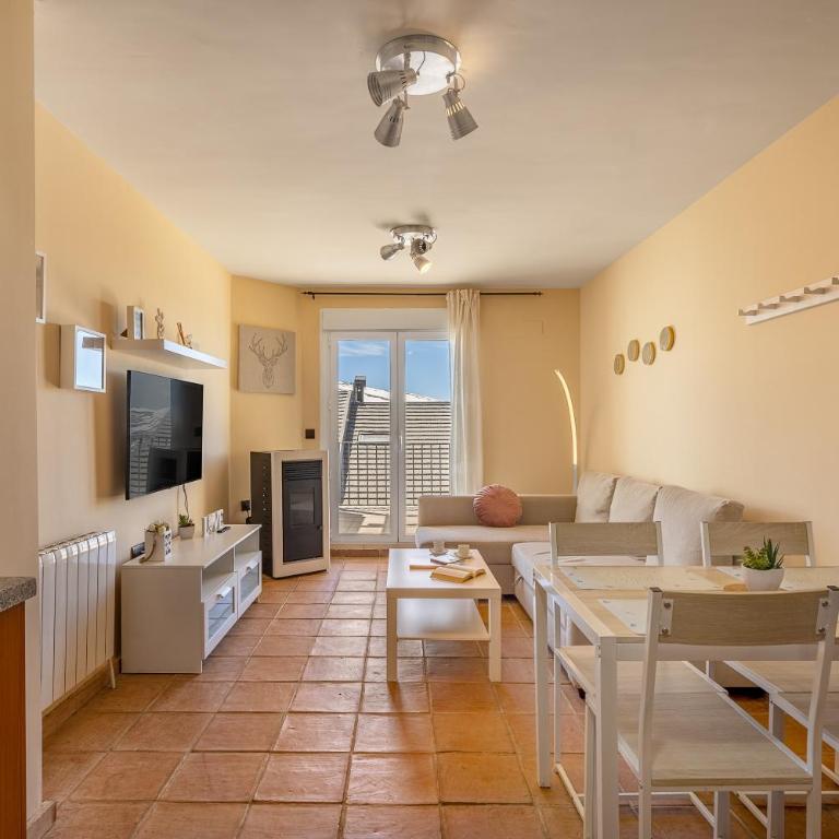 Alpine Sierra Nevada - Apartamento con terraza - 7