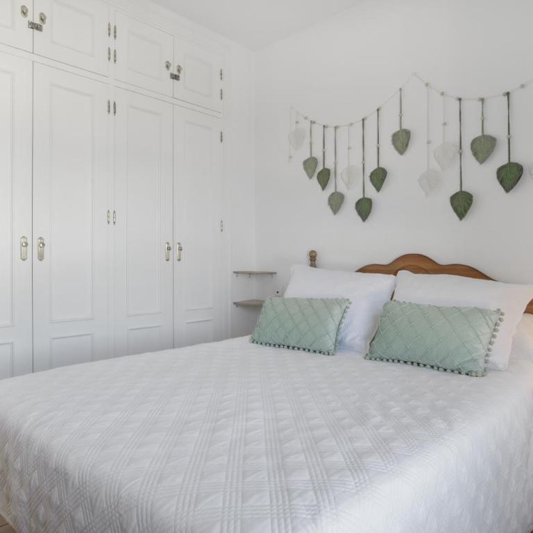 Casa Hinojal - Apartamento Deluxe de 2 dormitorios con balcón - 11