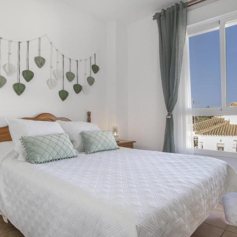 Casa Hinojal - Apartamento Deluxe de 2 dormitorios con balcón - 8