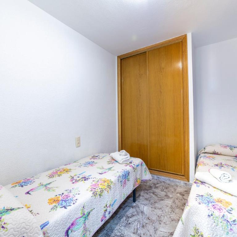 Bahia Almeria - Apartamento de 3 dormitorios con vistas a las montañas - 20