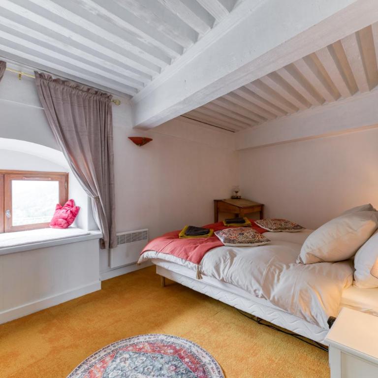 Au Château d’Uriage-Chamrousse - Two-Bedroom Deluxe Apartment with Garden View - 16