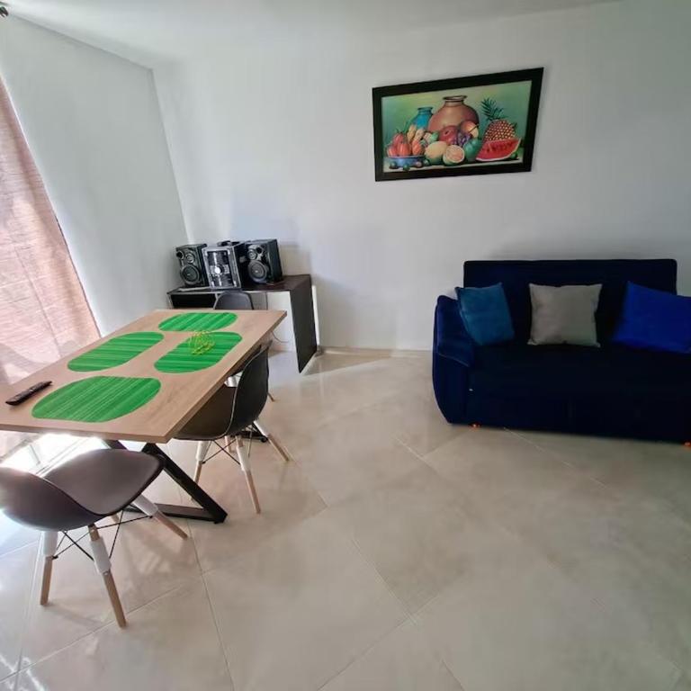 Apto Moderno con Piscina Privada y Vista Panorámica - Apartamento de 1 dormitorio - 11