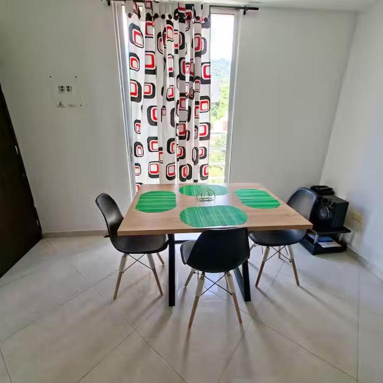 Apto Moderno con Piscina Privada y Vista Panorámica - Apartamento de 1 dormitorio - 7