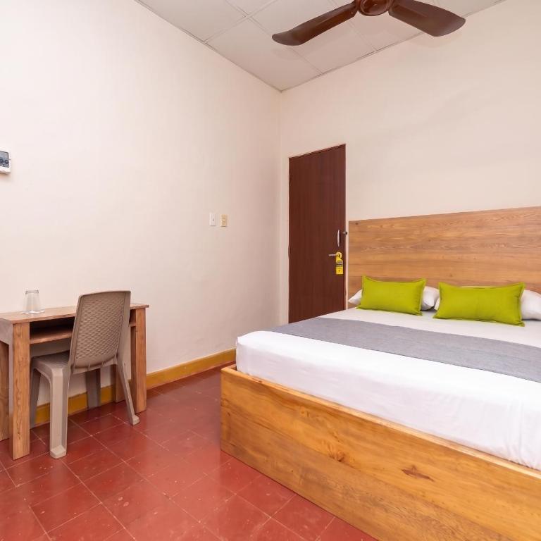 Hotel Skal Inn - Habitación Doble Económica - 1