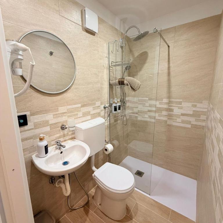 Villa Martila - Camera Matrimoniale con Bagno Privato - 24