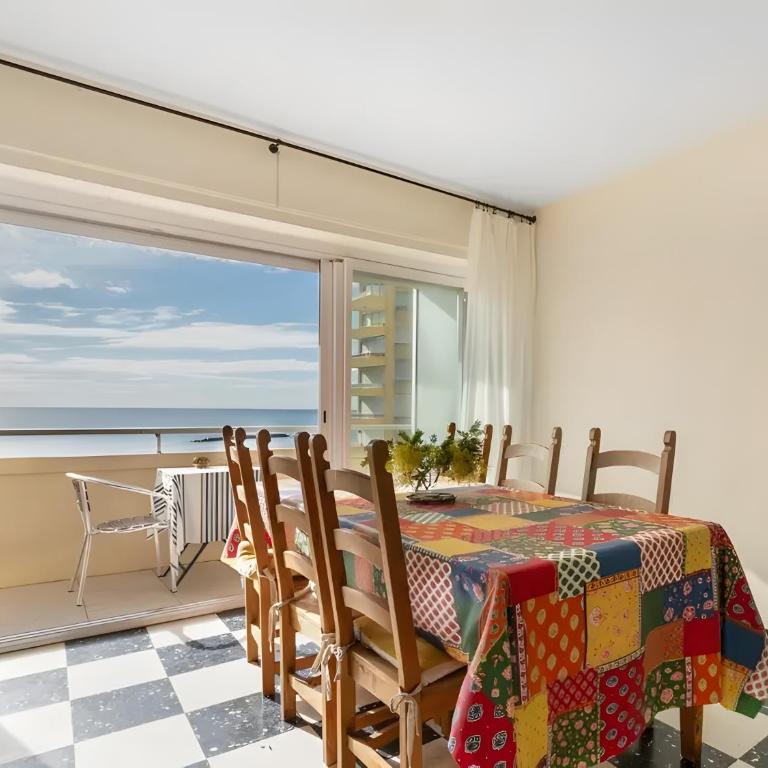 Maison de la plage - Two-Bedroom Deluxe Apartment with Ocean View - 20
