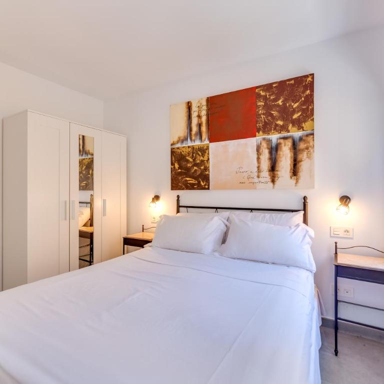 Parkview Apartments 2 - Superior One-Bedroom Apartment with Balcony - 7