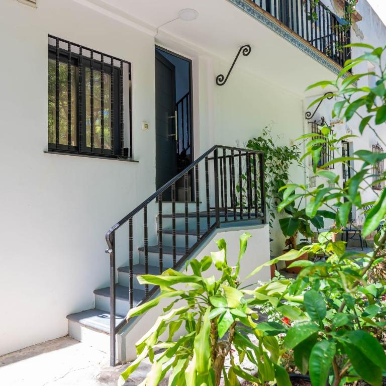 Parkview Apartments 2 - Superior One-Bedroom Apartment with Balcony - 9