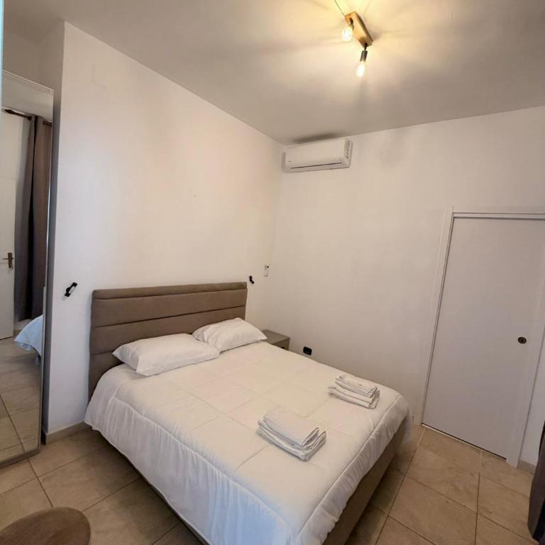 Villa Martila - Camera Matrimoniale con Bagno Privato - 26