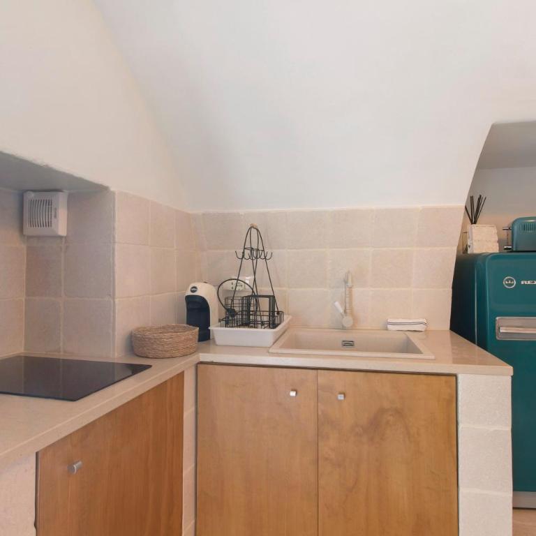 Casa Tuccia - Appartamento Superior con 1 Camera da Letto e Balcone - 7