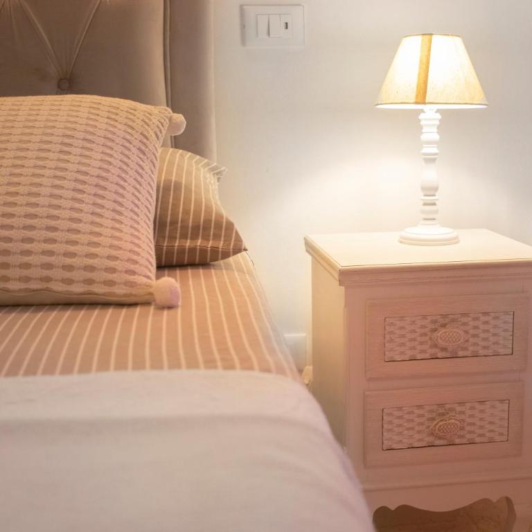 Casa Tuccia - Appartamento Superior con 1 Camera da Letto e Balcone - 14