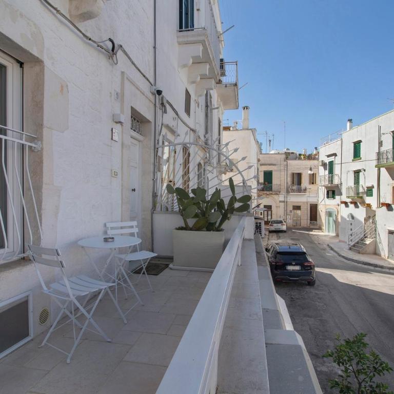 Casa Tuccia - Appartamento Superior con 1 Camera da Letto e Balcone - 24