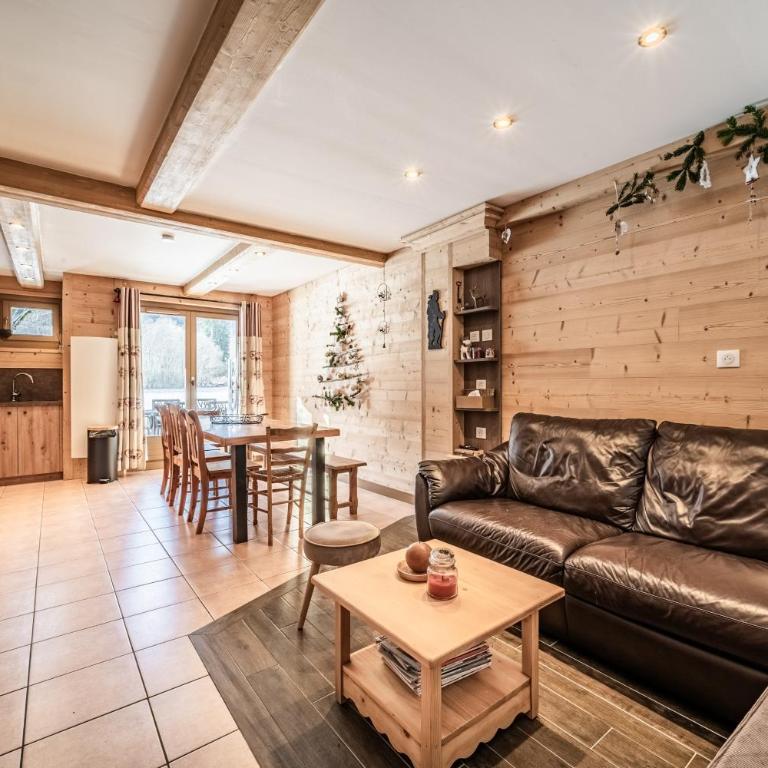 Chalet Triplex avec Piscine - Sauna - Chalet - 10