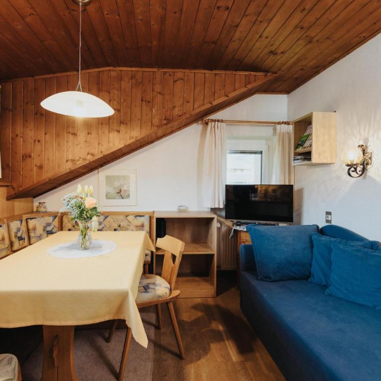 Unterhauserhof App B - Appartamento Deluxe con 2 Camere da Letto e Vista Giardino - 9