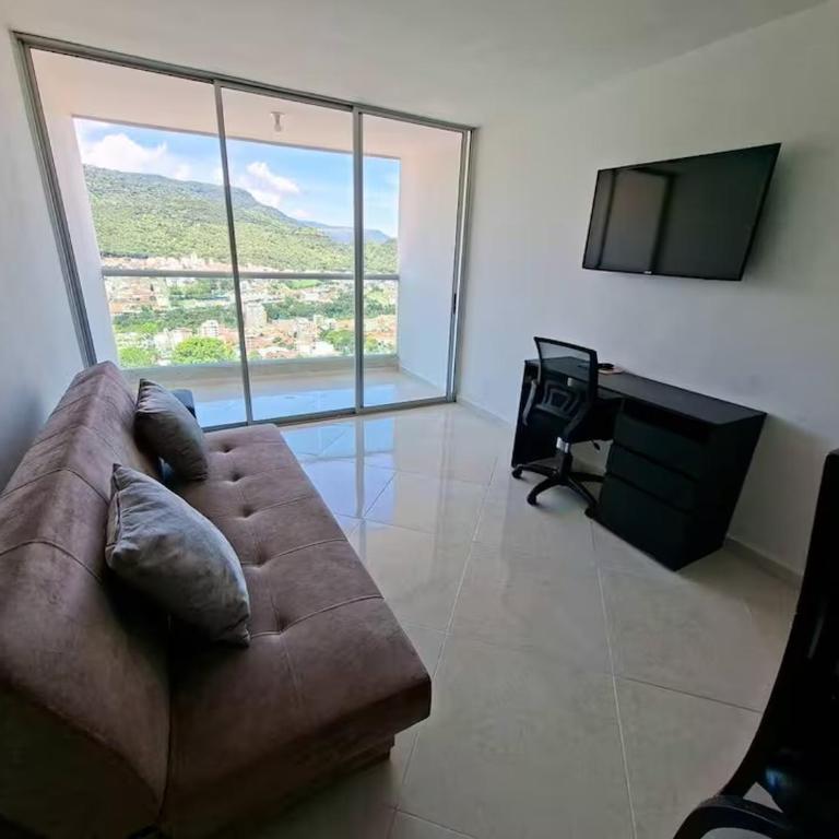 Apto Moderno con Piscina Privada y Vista Panorámica en San Gil - Apartamento de 1 dormitorio - 2
