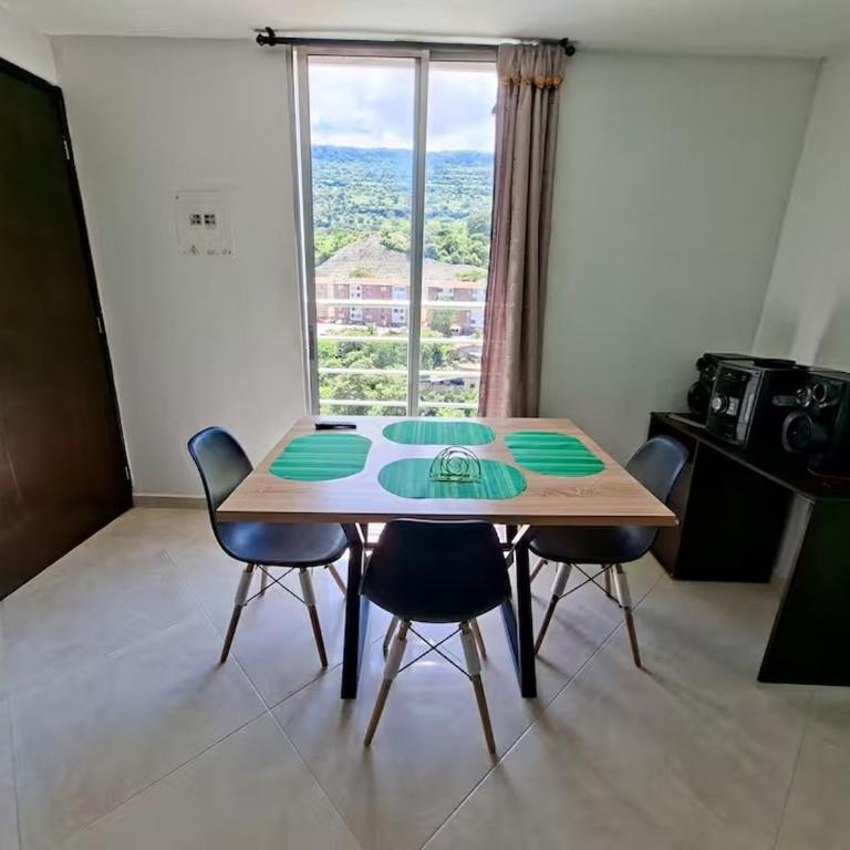 Apto Moderno con Piscina Privada y Vista Panorámica en San Gil - Apartamento de 1 dormitorio - 8