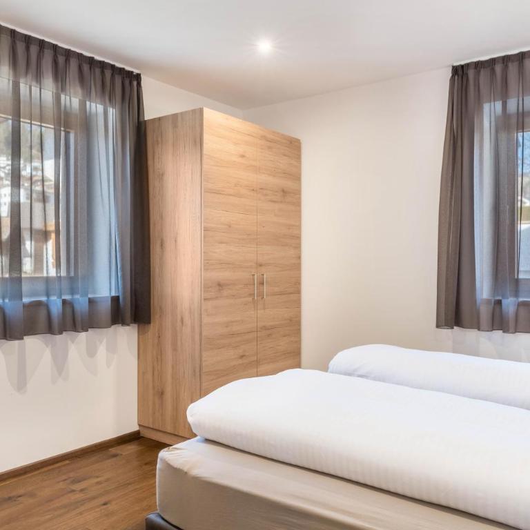 Aster Moments Apt Marie - Three-Bedroom Premium Apartment with Balcony - 12