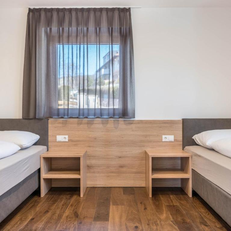 Aster Moments Apt Marie - Three-Bedroom Premium Apartment with Balcony - 14