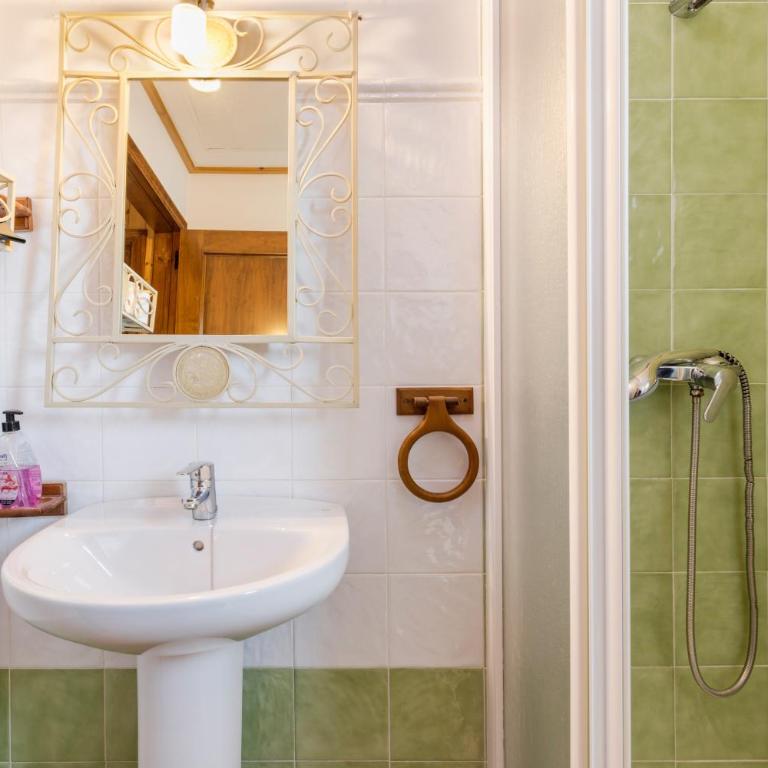 Finca Liarte - Quadruple Room with Mountain View - 11