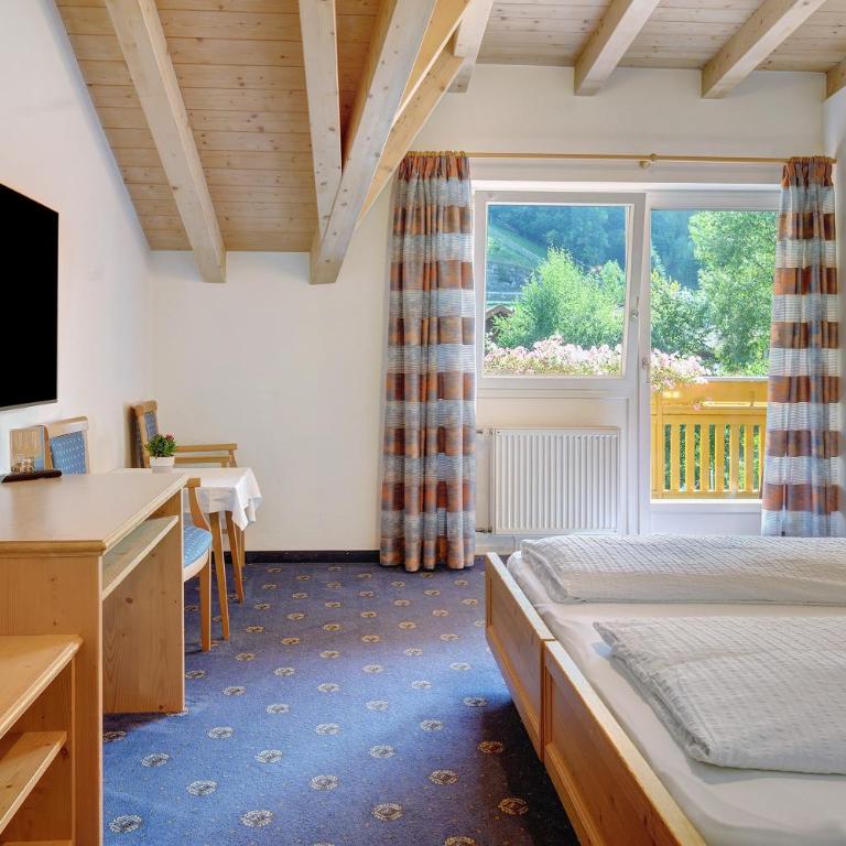 Hotel Residence Olympia Sarntal - Habitación Doble con vistas a la montaña - 1