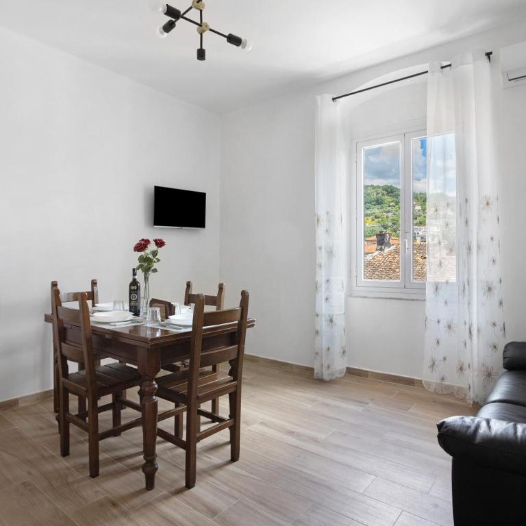 Maestrale - Appartamento Deluxe con 2 Camere da Letto e Balcone - 12