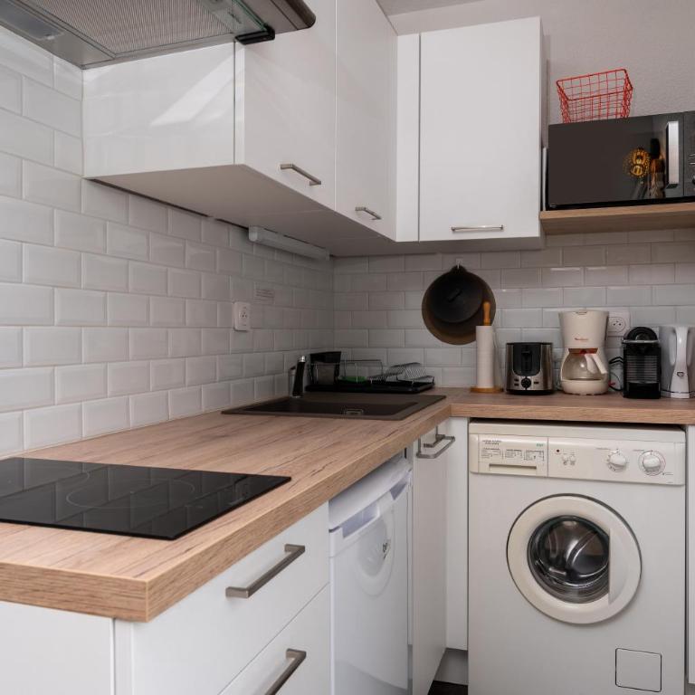 Appartement Ty Soleil - Proche mer - Superior One-Bedroom Apartment with Balcony - 13