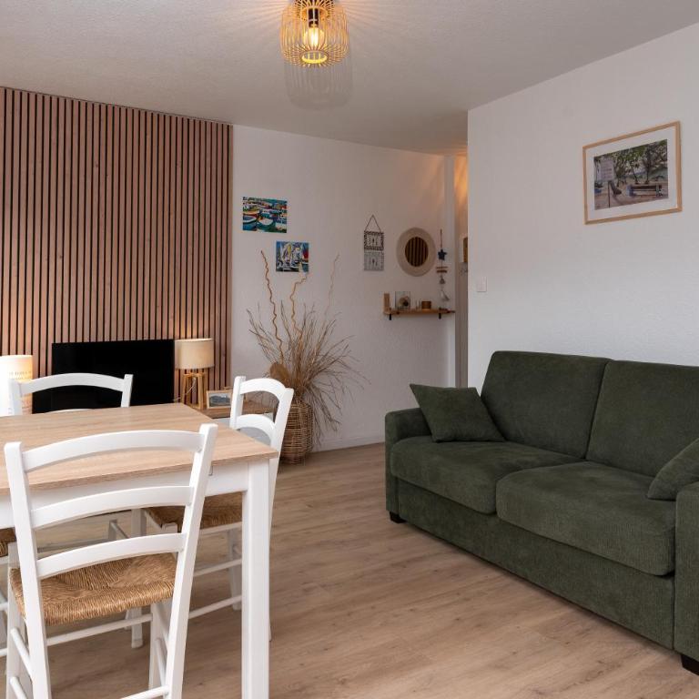 Appartement Ty Soleil - Proche mer - Superior One-Bedroom Apartment with Balcony - 4