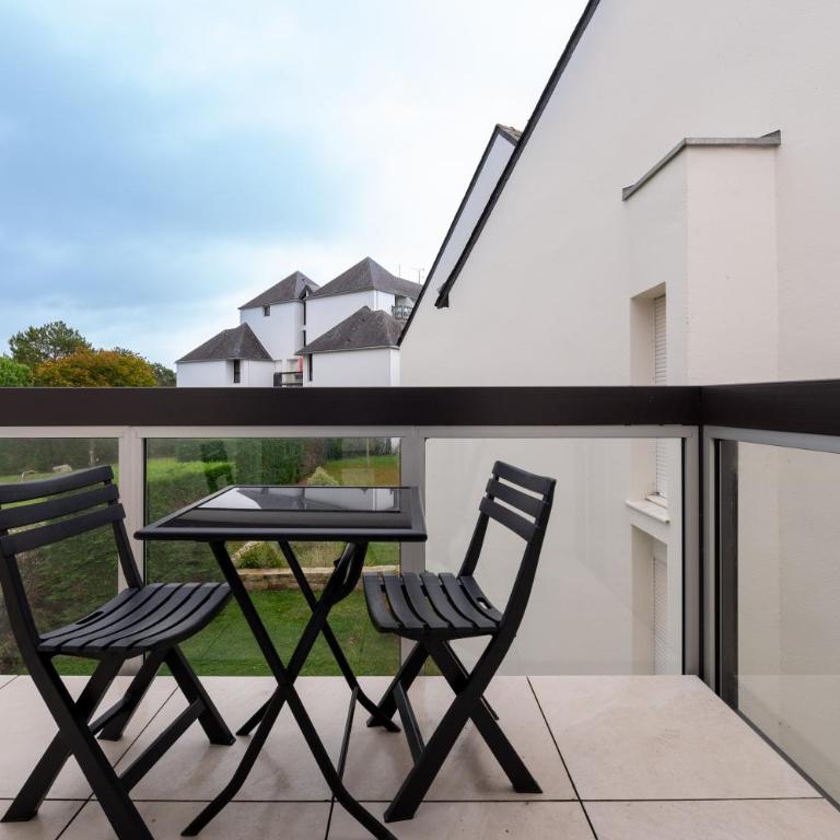 Appartement Ty Soleil - Proche mer - Superior One-Bedroom Apartment with Balcony - 12