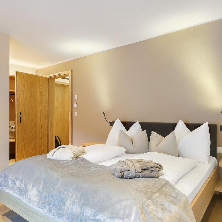 Hotel Murrer 3S relax.nature.gusto - Doppelzimmer mit Bergblick - 1