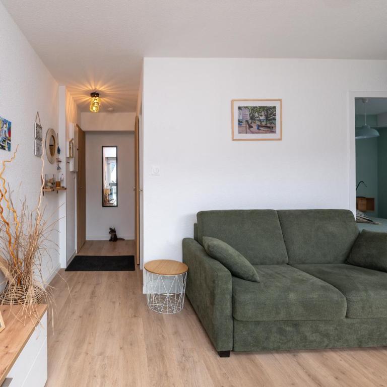Appartement Ty Soleil - Proche mer - Superior One-Bedroom Apartment with Balcony - 8