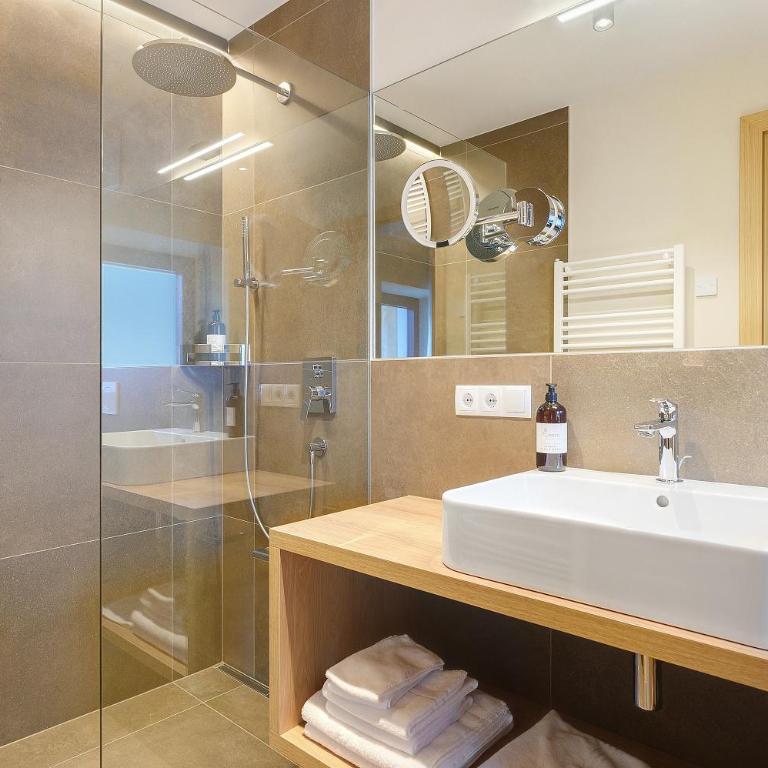 Hotel Murrer 3S relax.nature.gusto - Doppelzimmer mit Bergblick - 10