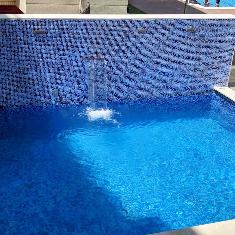 Ap Calafell piscina, climatizado,pk - Apartamento Deluxe de 2 dormitorios con vistas al mar - 2