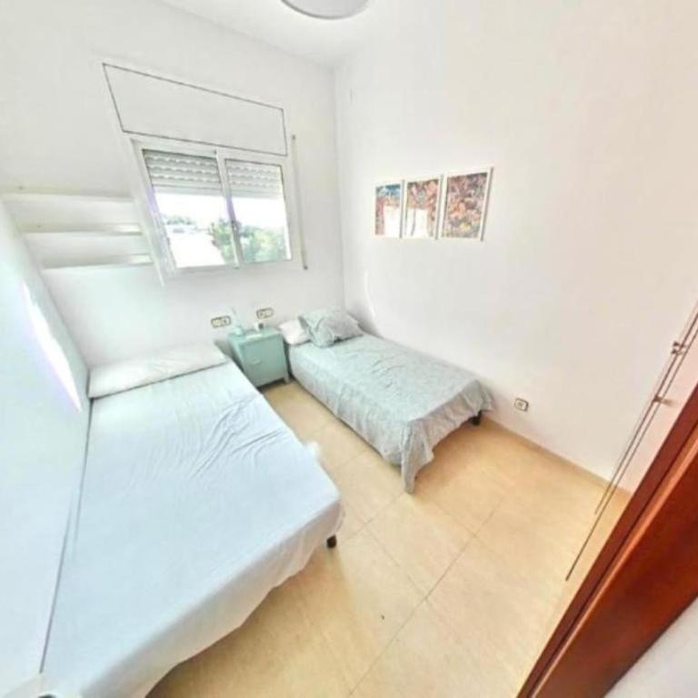 Casa con piscina ideal familias - Casa de 6 dormitorios - 12