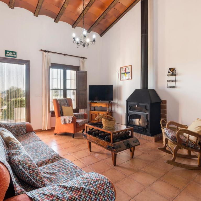 Finca Liarte - Three-Bedroom Apartment with Mountain View - 2