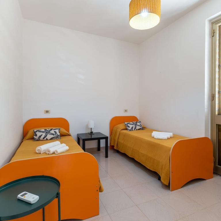 Mare di Sicilia Apartments - Three-Bedroom Apartment with Water View - 13