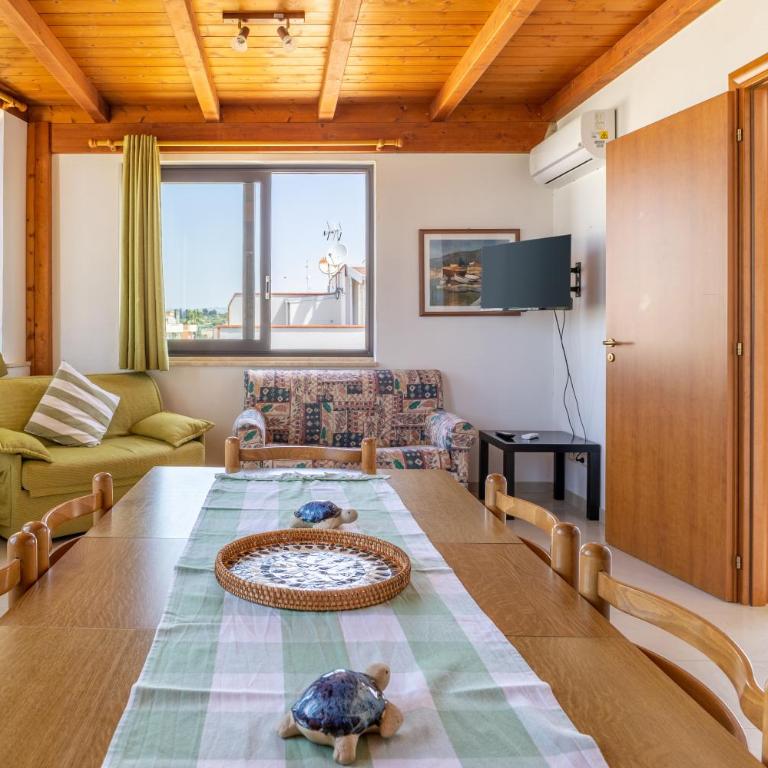 Mare di Sicilia Apartments - Three-Bedroom Apartment with Water View - 2