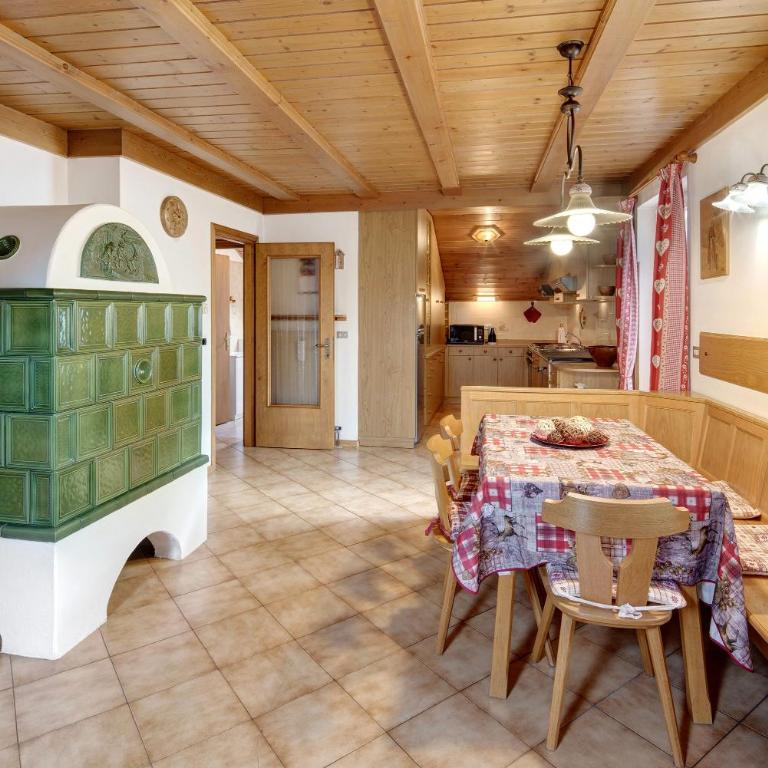 Mansarda Maema - Appartamento Deluxe con 2 Camere da Letto e Vista Giardino - 7
