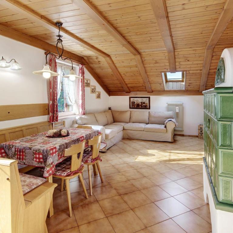 Mansarda Maema - Appartamento Deluxe con 2 Camere da Letto e Vista Giardino - 1