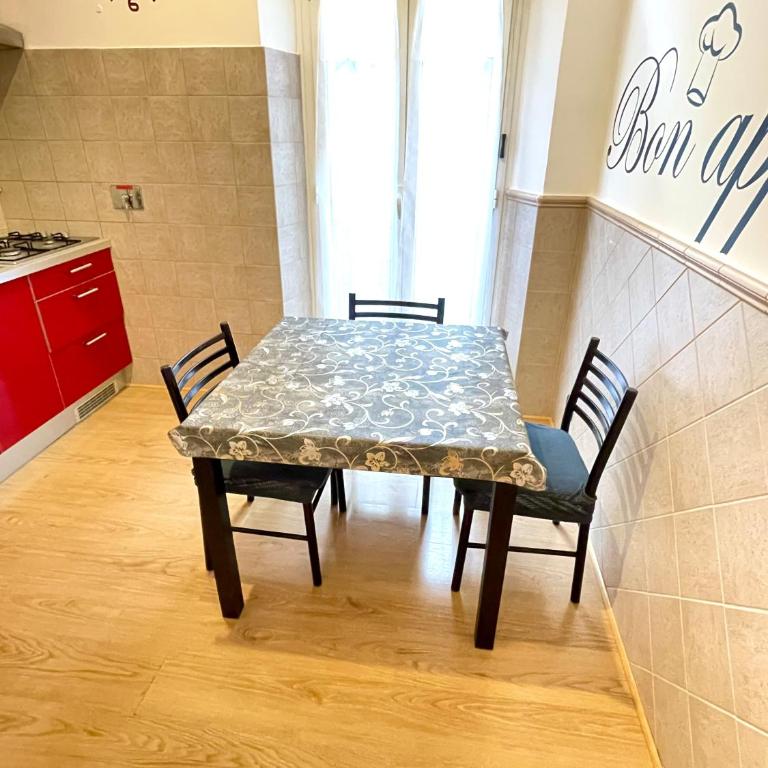 Central Umberto 77 - Appartamento con 2 Camere da Letto - 27