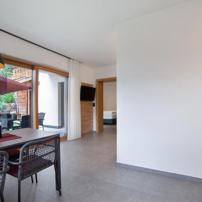 Haus Nummer 9 - Superior Apartment mit Stadtblick - 9