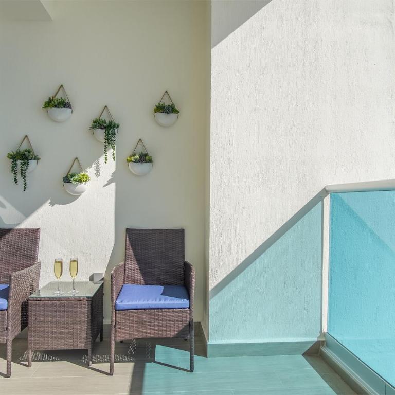 Stunning Beach front Encantame Verano 605 - Ferienhaus - 10