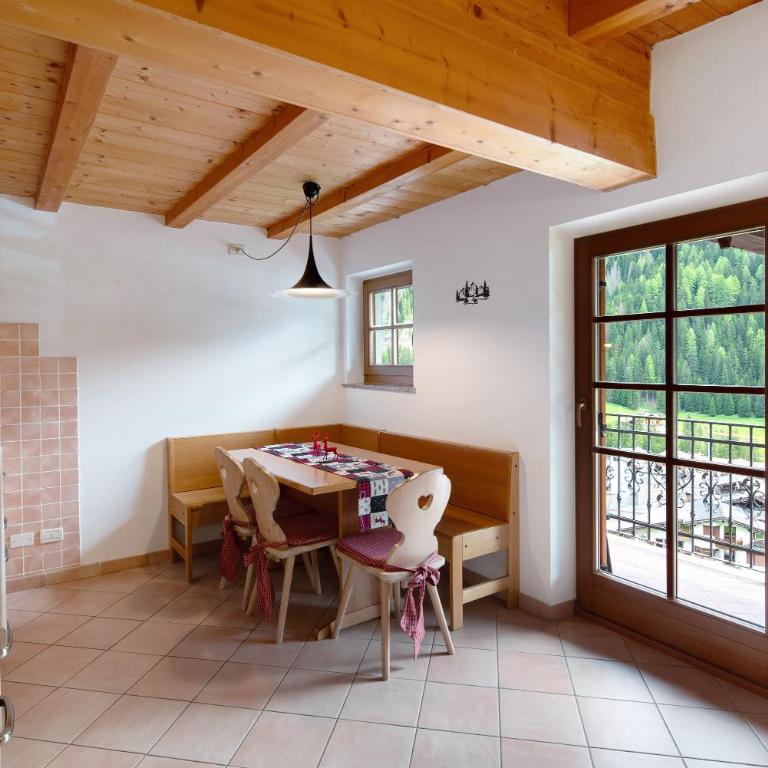 Appartamenti Camilla - Appartamento Premium con 3 Camere da Letto e Balcone - 1