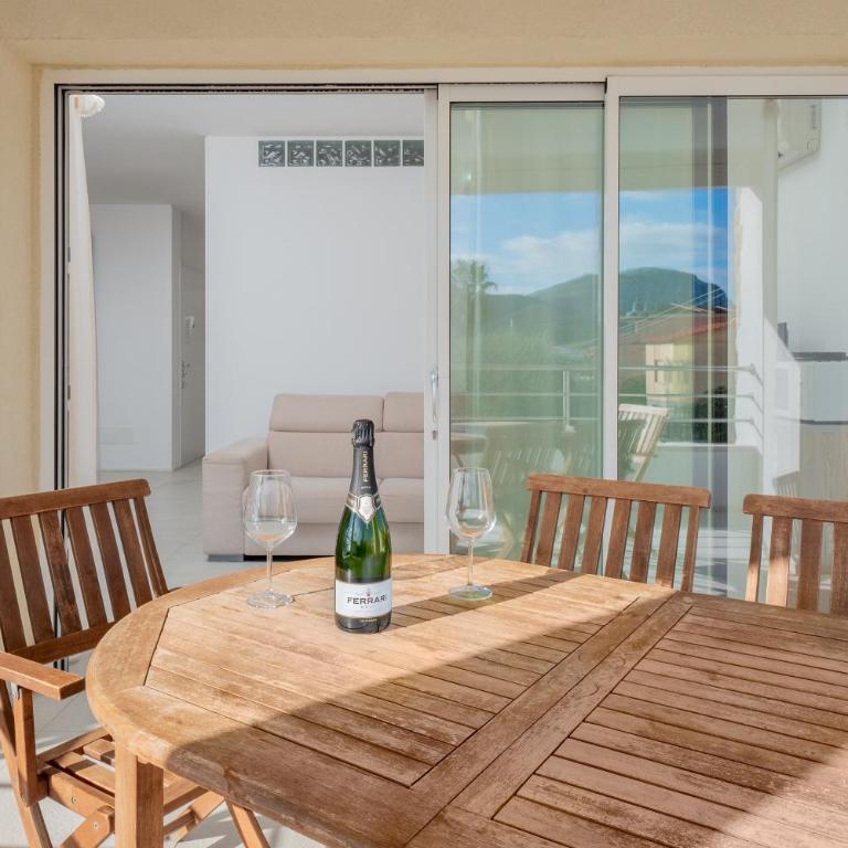 Cormorani - Appartamento 12 - Appartamento Deluxe con 2 Camere da Letto e Vista Oceano - 2