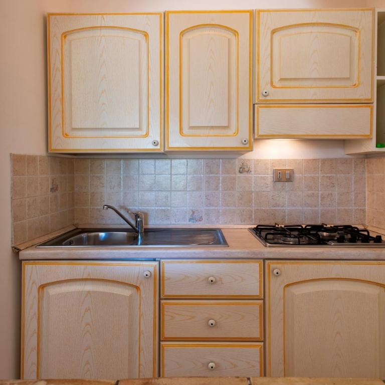 Trilocale Fiordaliso - Appartamento Deluxe con 2 Camere da Letto e Vista Oceano - 8