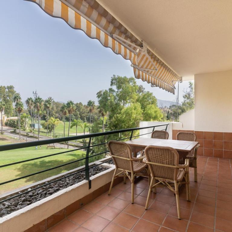 Guadalmina Alta - Apartamento de 3 dormitorios con vistas a las montañas - 6